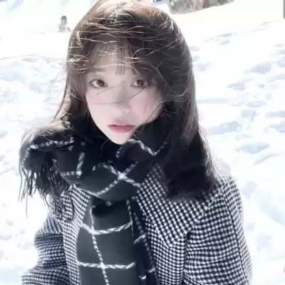 唐依童